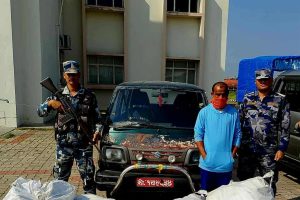 रानी विराटनगरमा सशस्त्र प्रहरीले भन्सार छल्लीको सामान बरामद